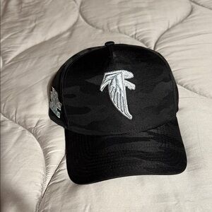 Black Atlanta Falcons Camouflage Cap with Silver Logo